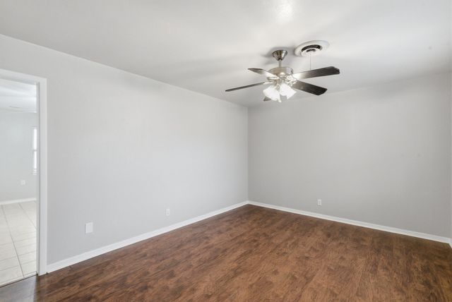 1710 Kay Avenue, Bridgeport, TX 76426