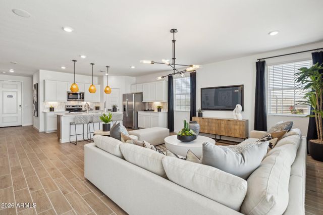 17488 W ILLINI Street, Goodyear, AZ 85338