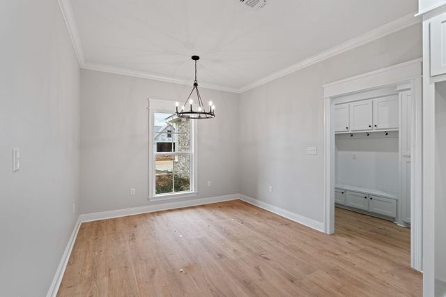 136 Micawber Loop, Hattiesburg, MS 39402