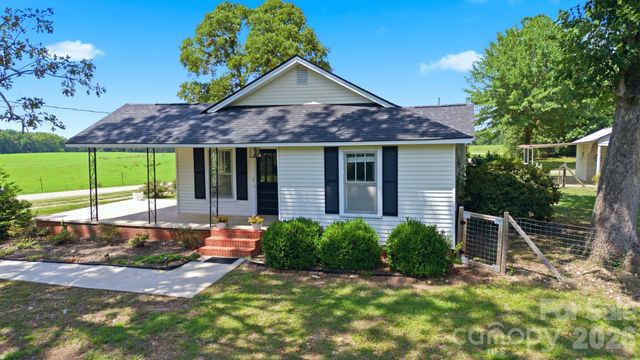 3041 Pink Plyler Road, Lancaster, SC 29720