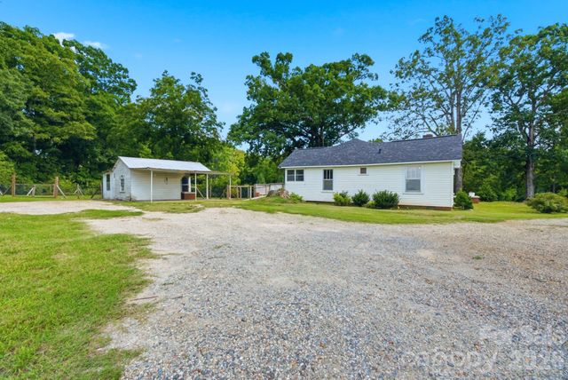 3041 Pink Plyler Road, Lancaster, SC 29720