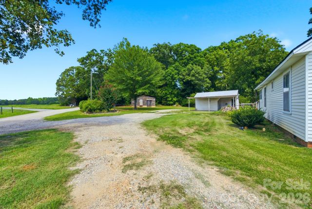 3041 Pink Plyler Road, Lancaster, SC 29720