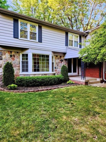 18830 San Quentin Drive, Lathrup Village, MI 48076