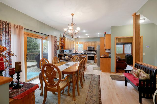 2014 Blue Jay Street, Shakopee, MN 55379