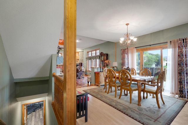 2014 Blue Jay Street, Shakopee, MN 55379