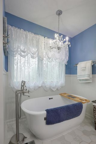 2014 Blue Jay Street, Shakopee, MN 55379