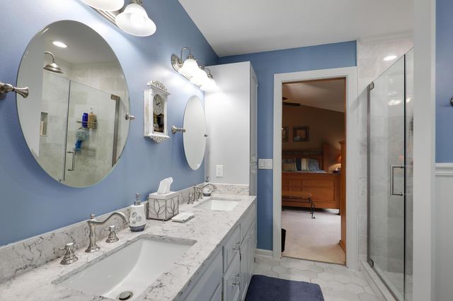 2014 Blue Jay Street, Shakopee, MN 55379