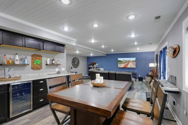 2014 Blue Jay Street, Shakopee, MN 55379