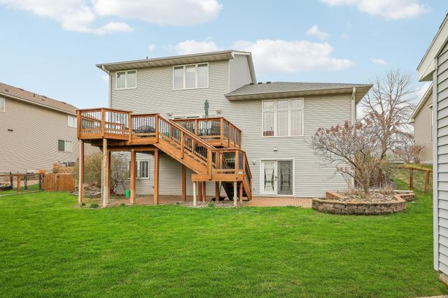 2014 Blue Jay Street, Shakopee, MN 55379
