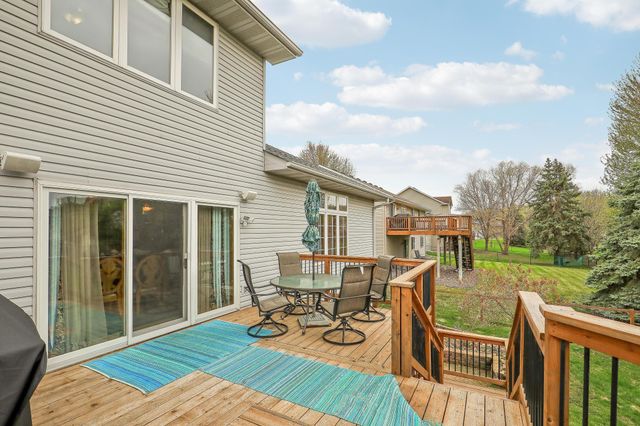 2014 Blue Jay Street, Shakopee, MN 55379