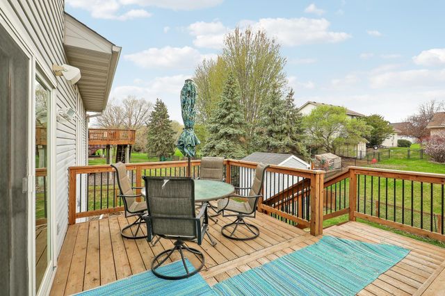 2014 Blue Jay Street, Shakopee, MN 55379