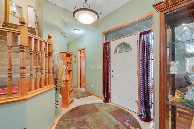 2014 Blue Jay Street, Shakopee, MN 55379