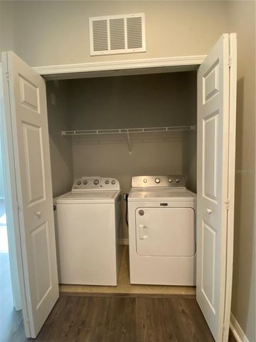 7875 MOONSTONE DRIVE 7875, Sarasota, FL 34233