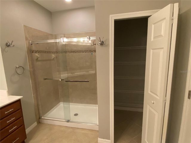 7875 MOONSTONE DRIVE 7875, Sarasota, FL 34233