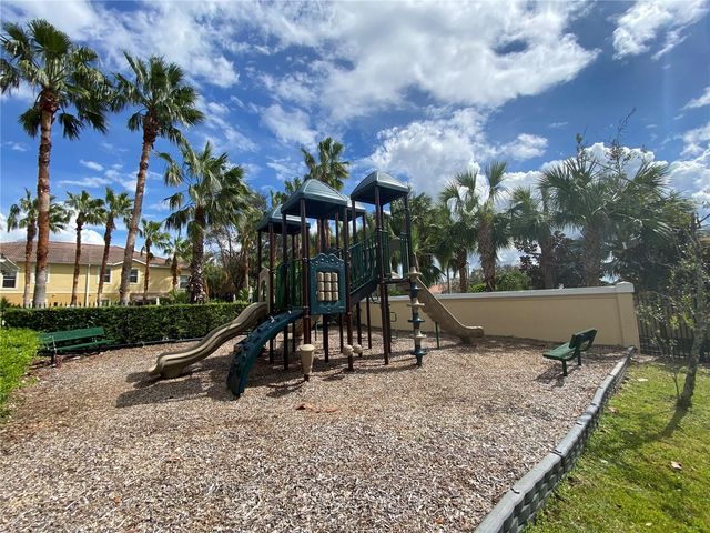 7875 MOONSTONE DRIVE 7875, Sarasota, FL 34233