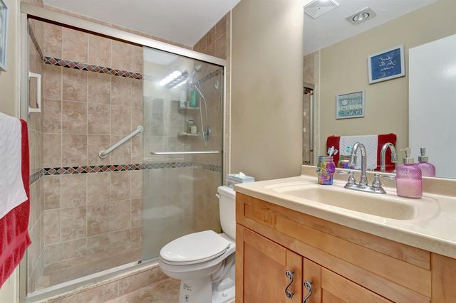 6118 La Palma Lane, Delray Beach, FL 33484