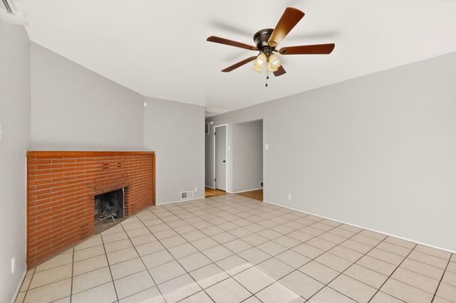 9900 Mesa Arriba Avenue NE, Albuquerque, NM 87111
