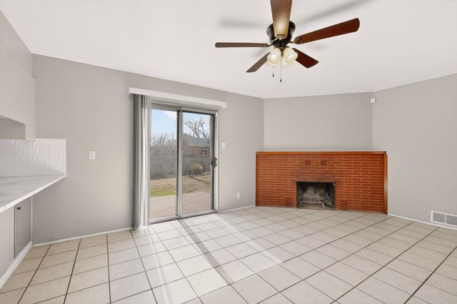 9900 Mesa Arriba Avenue NE, Albuquerque, NM 87111