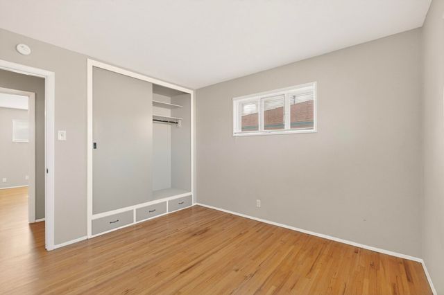 9900 Mesa Arriba Avenue NE, Albuquerque, NM 87111