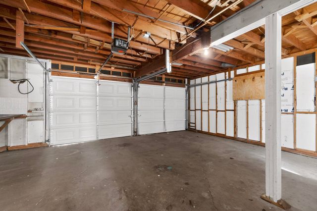 9900 Mesa Arriba Avenue NE, Albuquerque, NM 87111