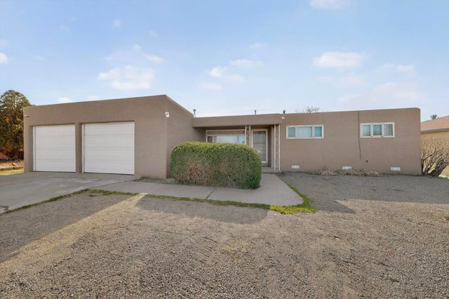 9900 Mesa Arriba Avenue NE, Albuquerque, NM 87111