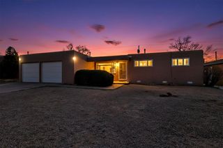 9900 Mesa Arriba Avenue NE, Albuquerque, NM 87111