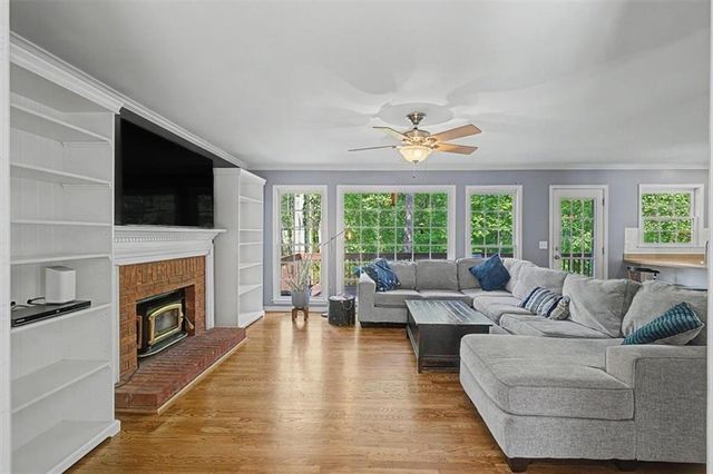 229 Hunters Crossing, Dallas, GA 30157