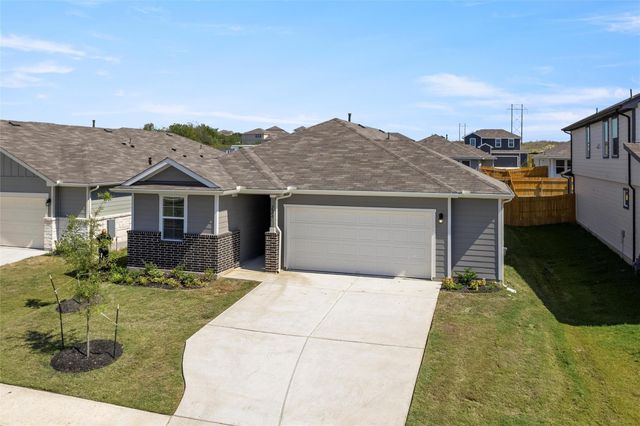 224 Kickapoo LN, Kyle, TX 78640