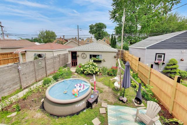 3749 N Nora Avenue, Chicago, IL 60634