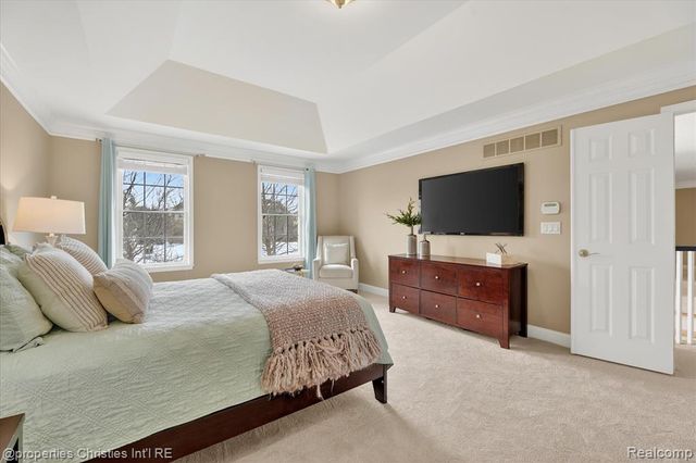 15465 Prestwick Circle, Northville, MI 48168