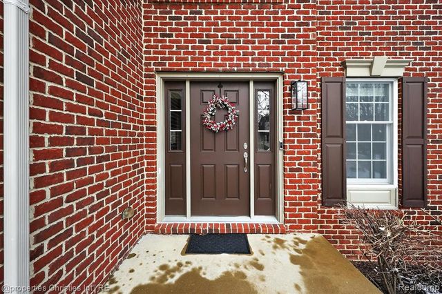 15465 Prestwick Circle, Northville, MI 48168