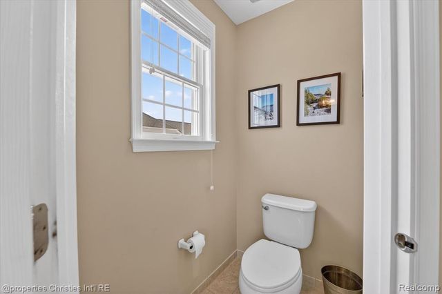 15465 Prestwick Circle, Northville, MI 48168