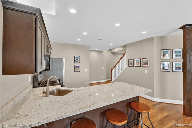 15465 Prestwick Circle, Northville, MI 48168