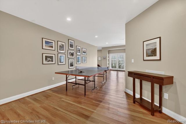 15465 Prestwick Circle, Northville, MI 48168