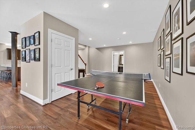 15465 Prestwick Circle, Northville, MI 48168