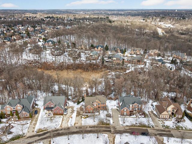 15465 Prestwick Circle, Northville, MI 48168