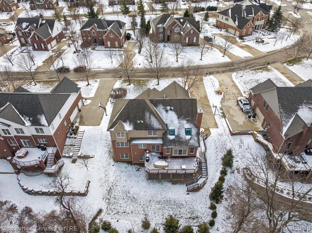 15465 Prestwick Circle, Northville, MI 48168