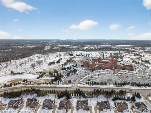 15465 Prestwick Circle, Northville, MI 48168