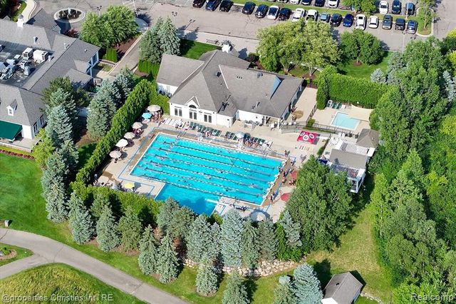 15465 Prestwick Circle, Northville, MI 48168