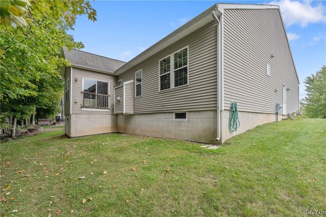 39 Silversides Way, Van Buren, NY 13027