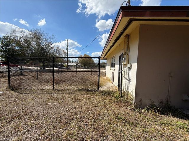 19650 Huber RD, North Fort Myers, FL 33917