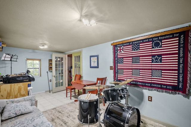 1939 Seven Mile Ferry Rd, Clarksville, TN 37040