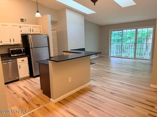 70 Players Circle, Tinton Falls, NJ 07724