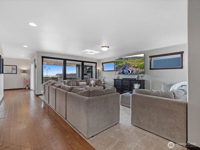 1406 72nd Avenue SE, Lake Stevens, WA 98258
