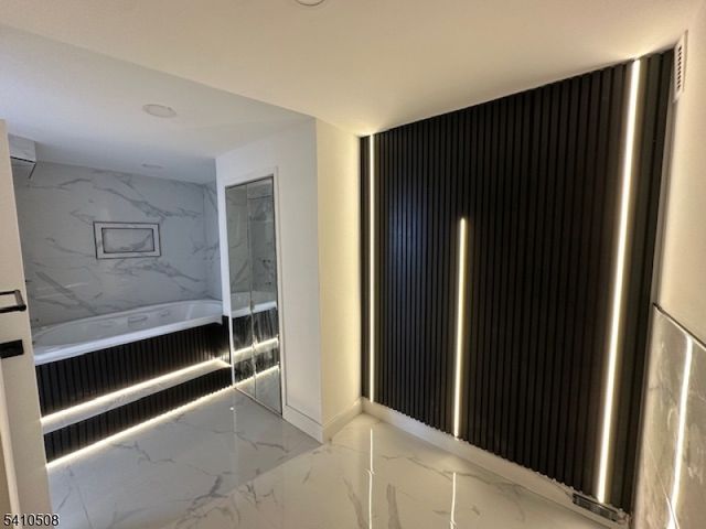 1740 Harmon Cove Tower, Secaucus Town, NJ 07094