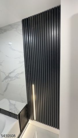 1740 Harmon Cove Tower, Secaucus Town, NJ 07094