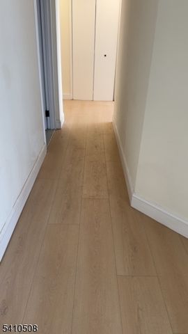 1740 Harmon Cove Tower, Secaucus Town, NJ 07094