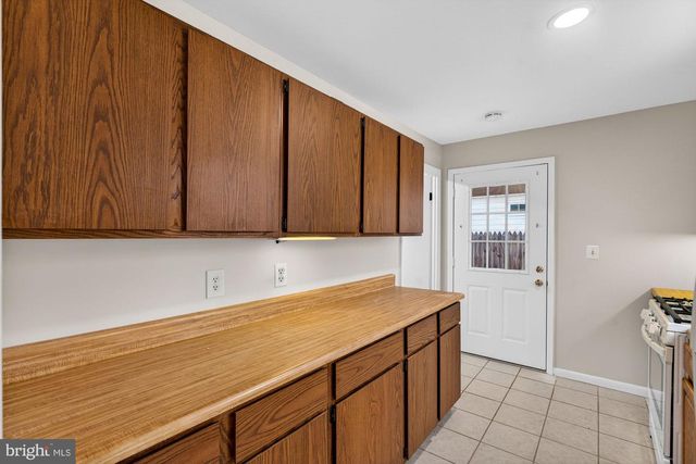 2950 ROSEMARY LN, Falls Church, VA 22042