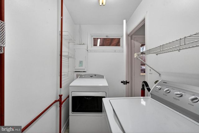 2950 ROSEMARY LN, Falls Church, VA 22042