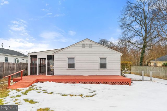 2950 ROSEMARY LN, Falls Church, VA 22042